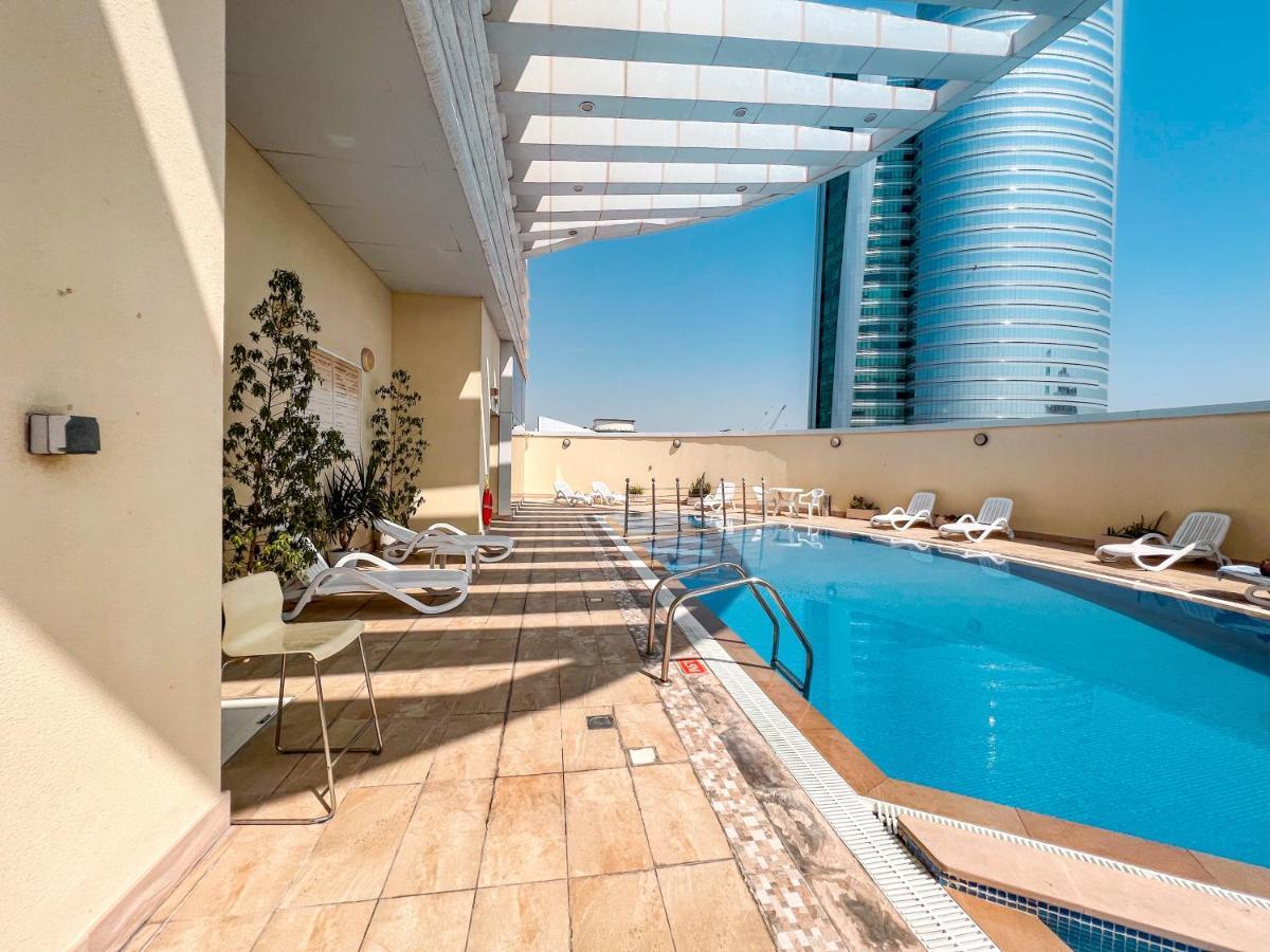 Cosmos Living Modern Studio Near Dubai Marina Exteriör bild